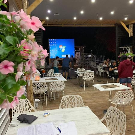 Albanian Garden Hotel Gjilek Bagian luar foto