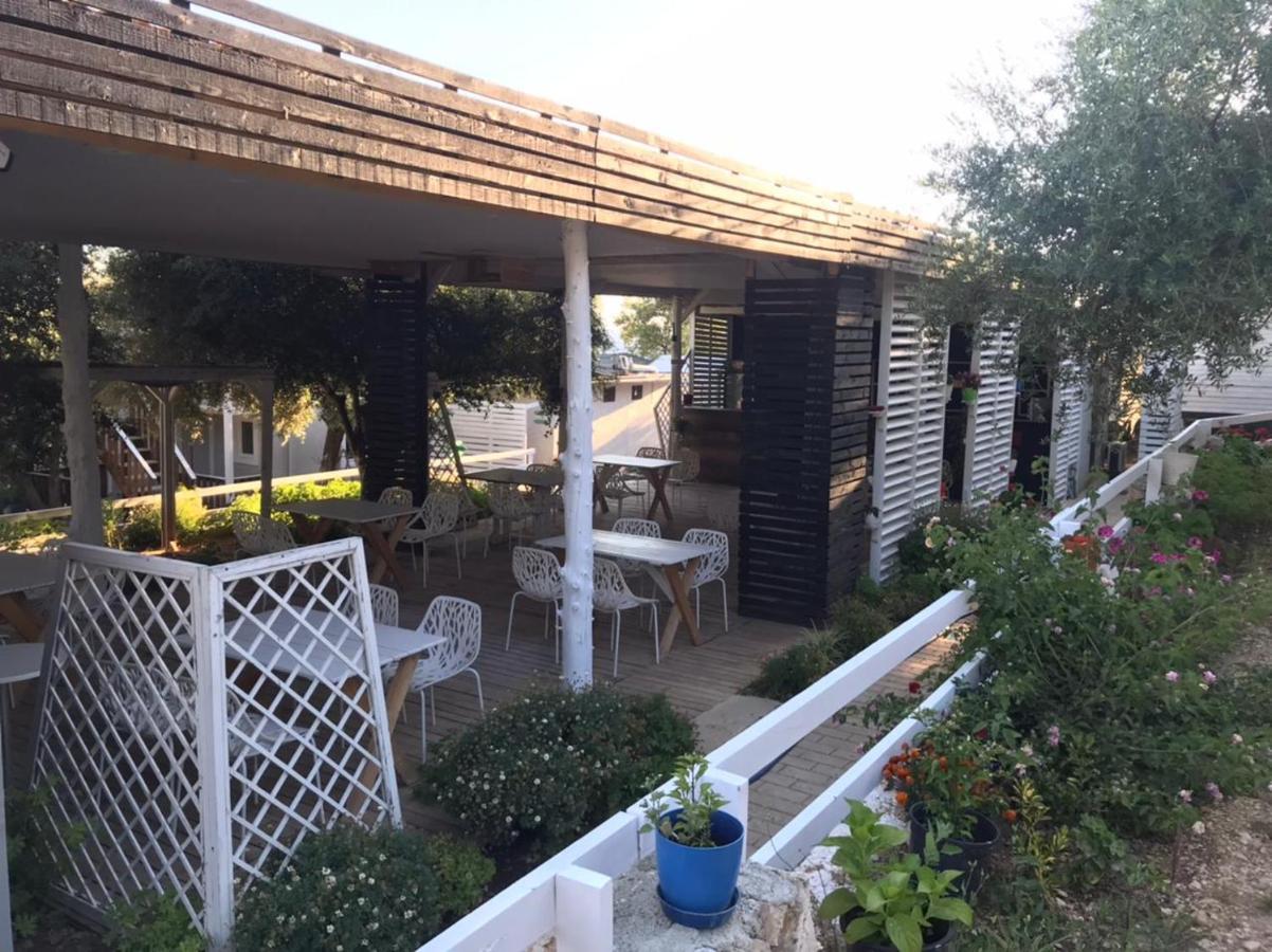 Albanian Garden Hotel Gjilek Bagian luar foto